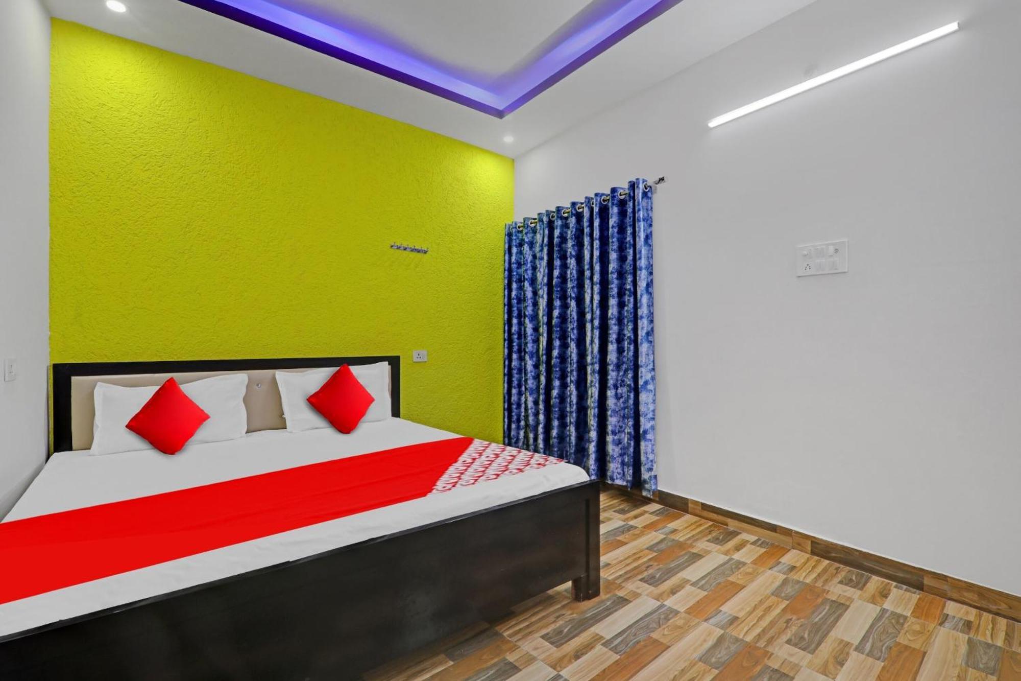 Hotel O R K Hotels Lucknow Bagian luar foto