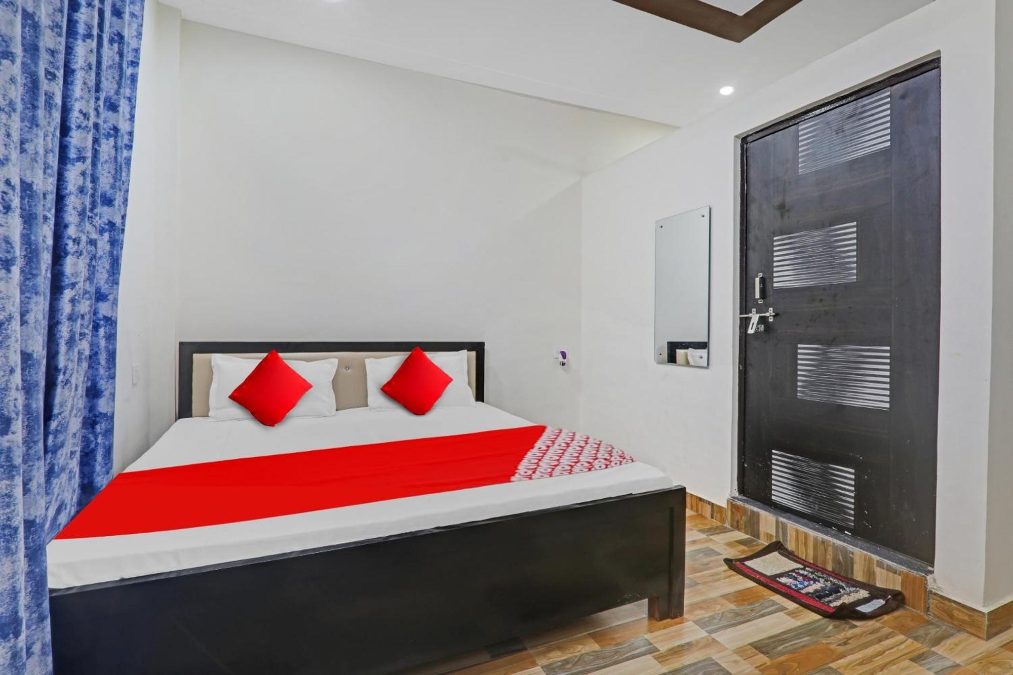 Hotel O R K Hotels Lucknow Bagian luar foto